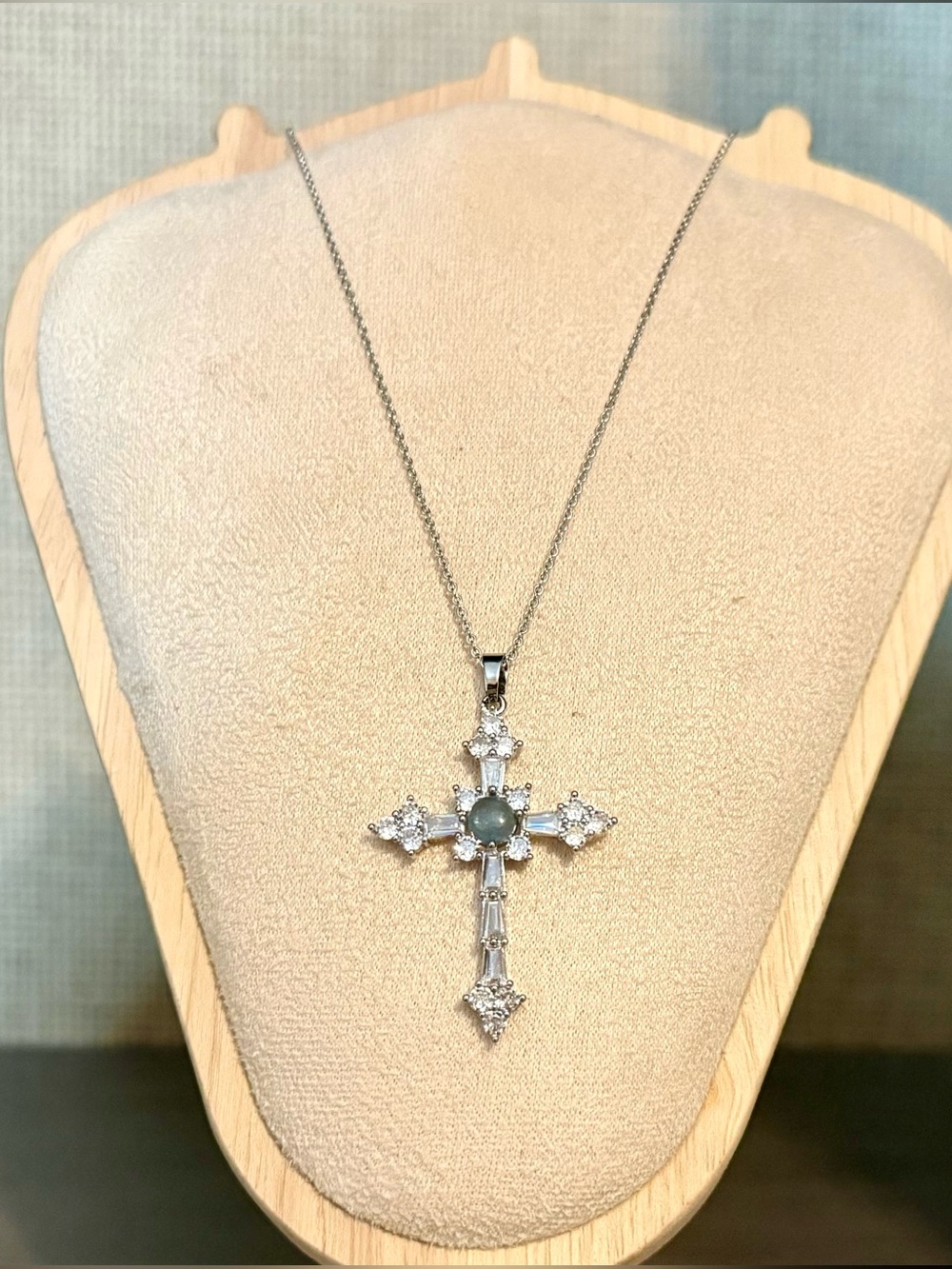 Stunning Aquamarine Baguette Zircon .925 Sterling Cross Necklacec